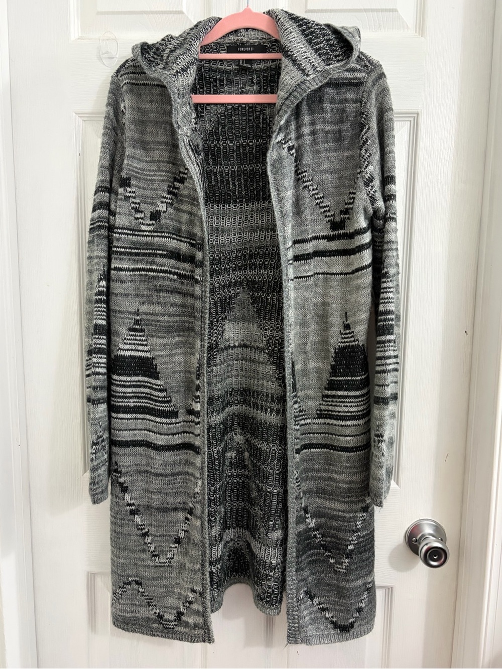Forever 21 Grey Patterned Long Hooded Open-Front Cardigan. Size small